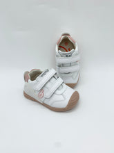 Load image into Gallery viewer, Biomecanics Trainer White/Pink