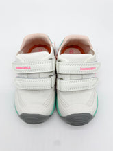Load image into Gallery viewer, Biomecanics Knit Trainer Blanco White and Fucsia 262137-B304