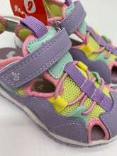 Load image into Gallery viewer, Garvalin Treck Sandal Closed Toe Lila/Pink 262716-D164
