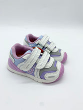 Load image into Gallery viewer, Biomecanics Trainer in Royal 251138-A825 or Lilac 251138-B661