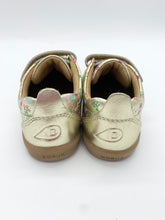 Load image into Gallery viewer, Bobux I-Walk Ace Gold Multi