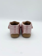 Load image into Gallery viewer, Bopy Kimivel First Walker Rose