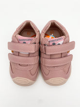 Load image into Gallery viewer, Biomecanics Kiss Pink Stripe Shoe