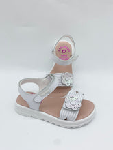 Load image into Gallery viewer, Pablosky Daisy Sandal Olimpio Blanco 442600