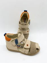 Load image into Gallery viewer, Primigi Pocket Sandal Nubuck Beige 1413300