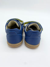 Load image into Gallery viewer, Primigi Baby Soft Barefoot Royal Blue