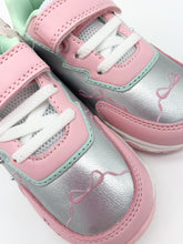 Load image into Gallery viewer, Primigi Barbie Baby Light Up Trainer Rosa/Silver Argento 2469200