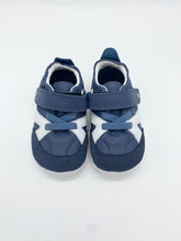 Load image into Gallery viewer, Bobux Go Cruiser XP Chase Vintage Indigo Trainer Style 5044033