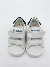 Load image into Gallery viewer, Pablosky Leader-Tech First Walker White/Navy 064802