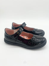 Load image into Gallery viewer, Petasil Donna F Fitting