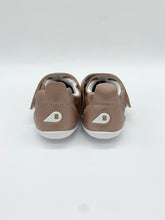 Load image into Gallery viewer, Bobux Go Cruiser Rose Gold 501021
