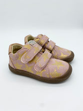 Load image into Gallery viewer, Primigi Baby Barefoot Gold Star/Stelle Rosa 8900044