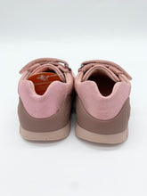 Load image into Gallery viewer, Biomecanics Cloud/Rainbow Shoe 251102-A193/251102 Pink or Dark Pink