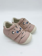 Load image into Gallery viewer, Geox Tutim Rose/White Bear Shoe