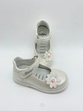 Load image into Gallery viewer, Primigi Baby Mary Jane Daisy Bianco