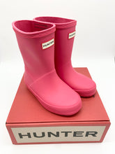 Load image into Gallery viewer, Hunter Junior Kids First Welly Boot navy/Pink/or Yellow