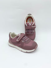 Load image into Gallery viewer, Biomecanics Malva Rosa Trainer 231007-B165