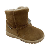 Load image into Gallery viewer, Brown suede boot with fur lining on a white background