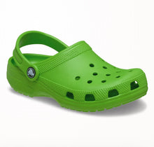 Load image into Gallery viewer, Crocs Classic Clog Green