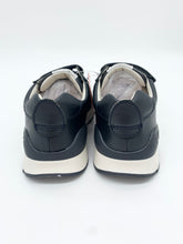 Load image into Gallery viewer, Biomecanics B Logo Leather Trainer Navy/Azul Marino 231006-A089