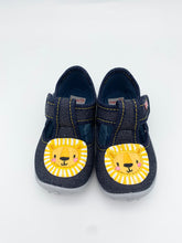Load image into Gallery viewer, Superfit Denim Lion Canvas Shoe/Slipper
