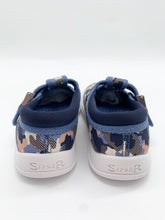 Load image into Gallery viewer, Startrite Wriggles Canvas T-Bar Navy Camo