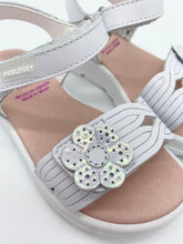 Load image into Gallery viewer, Pablosky Daisy Sandal Olimpio Blanco 442600