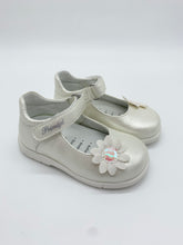 Load image into Gallery viewer, Primigi Baby Mary Jane Daisy Bianco