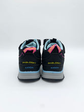 Load image into Gallery viewer, Pablosky Water Resistant Trail Black/Fuxia 978970