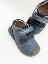 Load image into Gallery viewer, Biomecanics Shoe Petrol Blue/Navy 251121-A556