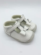 Load image into Gallery viewer, Startrite Wiggle White Patent Pre-Walker/Cruiser Shoe
