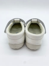 Load image into Gallery viewer, Startrite Wiggle White Patent Pre-Walker/Cruiser Shoe