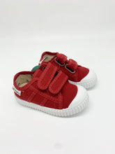 Load image into Gallery viewer, Victoria Junior 136606 Carmin Red
