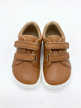 Load image into Gallery viewer, Petasil Barefoot Pons Shoe Cognac 20960-125.338.09