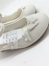 Load image into Gallery viewer, Sweetie Pie Communion Communion Shoe Iridescent White SW8215
