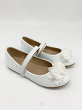 Load image into Gallery viewer, Ballerina Flower Communion/Occasion Shoe White Patent