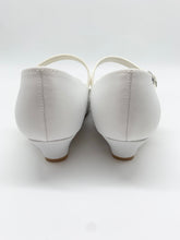 Load image into Gallery viewer, Sweetie Pie Communion Communion Shoe White Satin SW8216