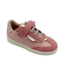 Load image into Gallery viewer, A pink Primigi leather trainer with elastic laces and a Velcro fastening, featuring a low heel and padded tongue.