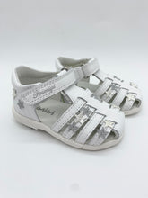 Load image into Gallery viewer, Primigi Closed Toe Star Sandal Bianco White 7909400