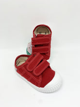 Load image into Gallery viewer, Victoria Junior 136606 Carmin Red