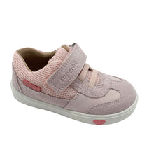 Load image into Gallery viewer, A pale pink Superfit Supies shoe with a velcro strap and elasticated lace, featuring a leather and textile upper with a lightweight sole unit.