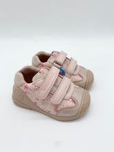 Load image into Gallery viewer, Biomecanics Butterfly Ladybug Shoe Cotton Pink 252100-A779