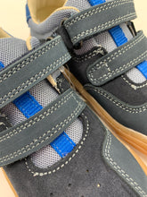 Load image into Gallery viewer, Primigi B&G Sign Barefoot Shoe Navy/Artic Blue 7922633