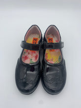 Load image into Gallery viewer, Petasil Expo 3 Mary Jane Black Patent E