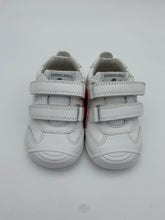 Load image into Gallery viewer, Biomecanics Trainer White 221001-C050