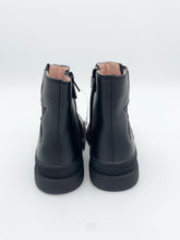 Load image into Gallery viewer, Garvalin Silver Star Chelsea Boot Black