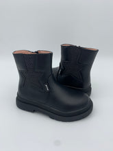 Load image into Gallery viewer, Garvalin Silver Star Chelsea Boot Black