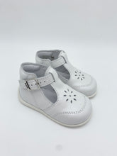 Load image into Gallery viewer, Bopy Poum Shoe Blanc