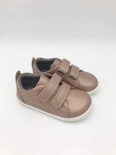 Load image into Gallery viewer, Bobux Grass Court Shoe Rose Gold