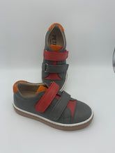 Load image into Gallery viewer, petasil shoes